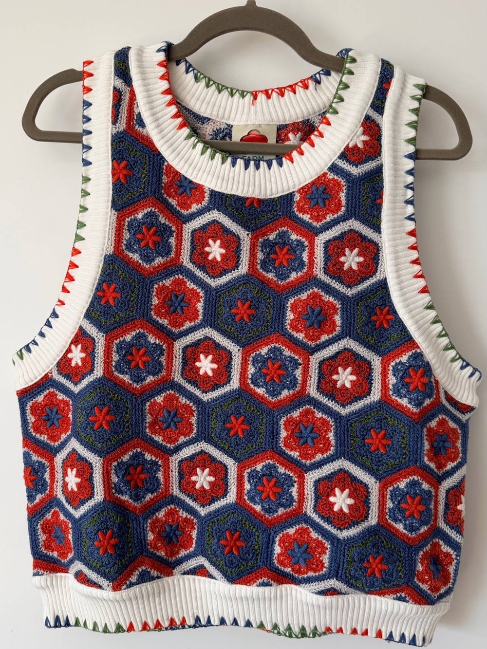FARM RIO CROCHET VEST - Picture 6 of 11